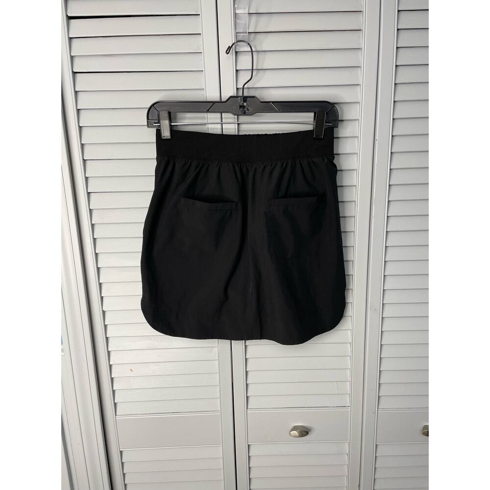 Apana black athletic pull on stretch skort pockets women's size small - Picture 4 of 5